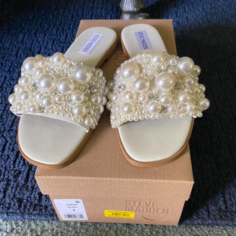 Pearl Steve Madden Sandals